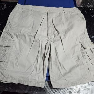 Men's Tan Cargo Shorts